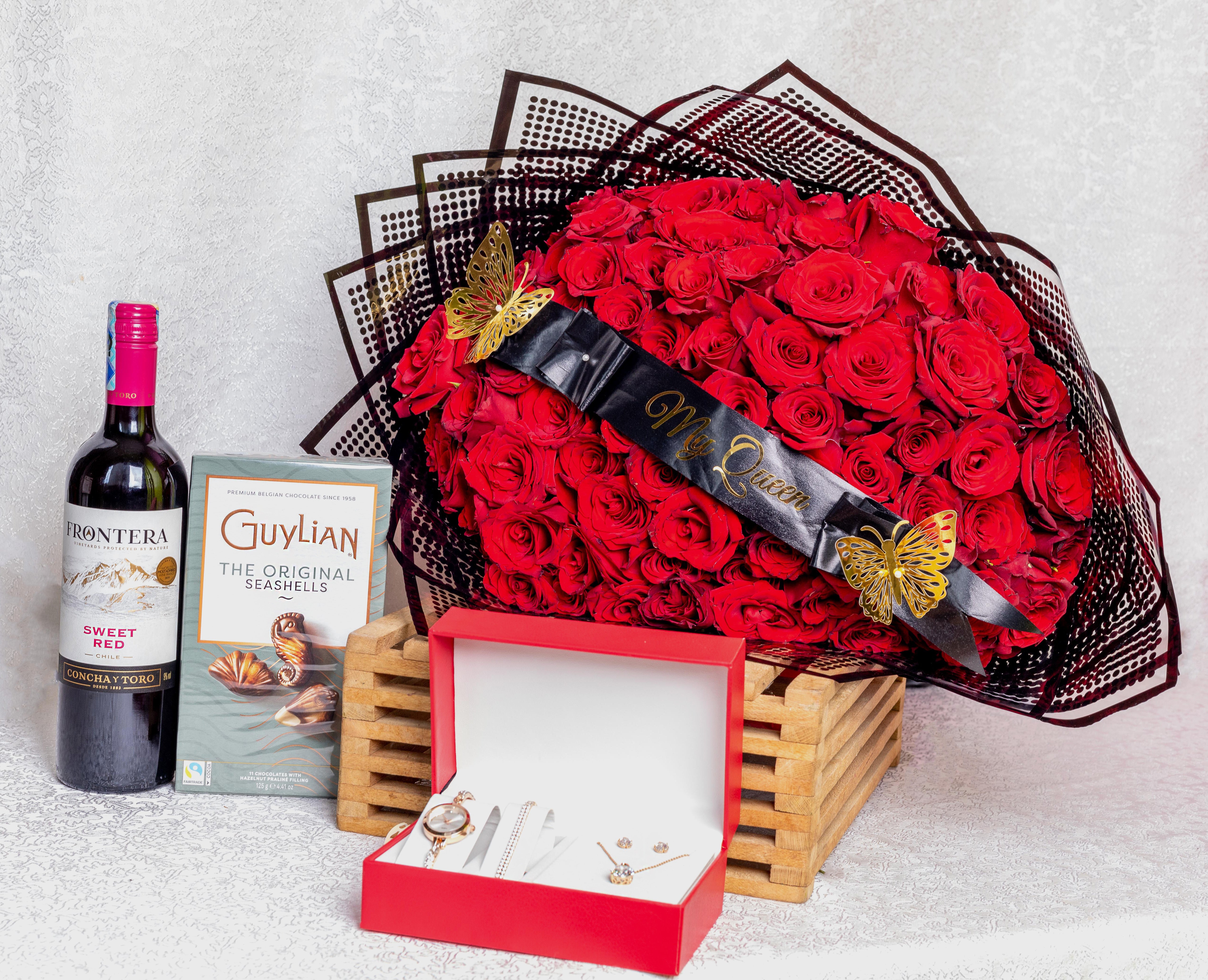 100 Red Roses Bouquet max combo