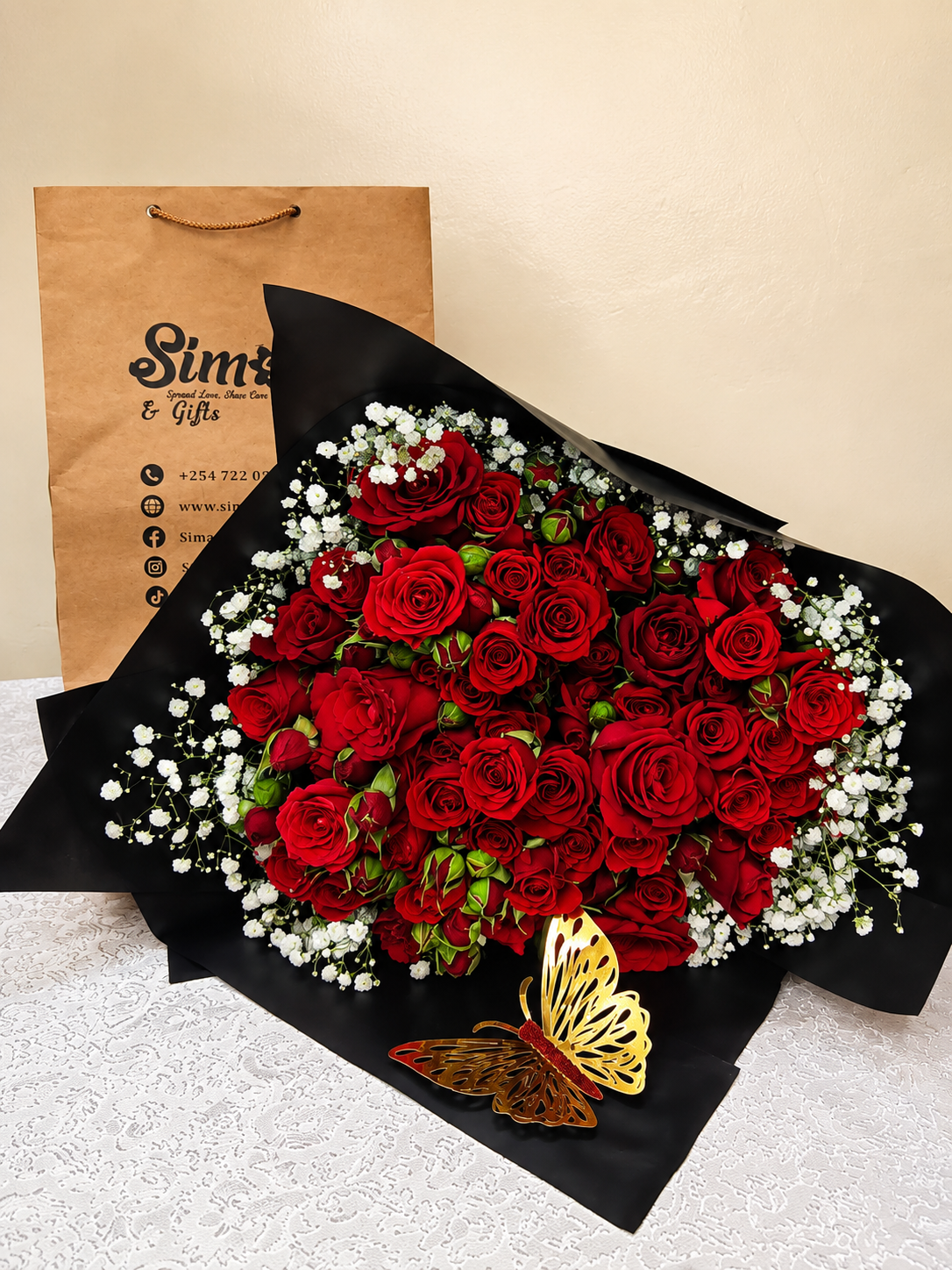 Red pomp bouquet