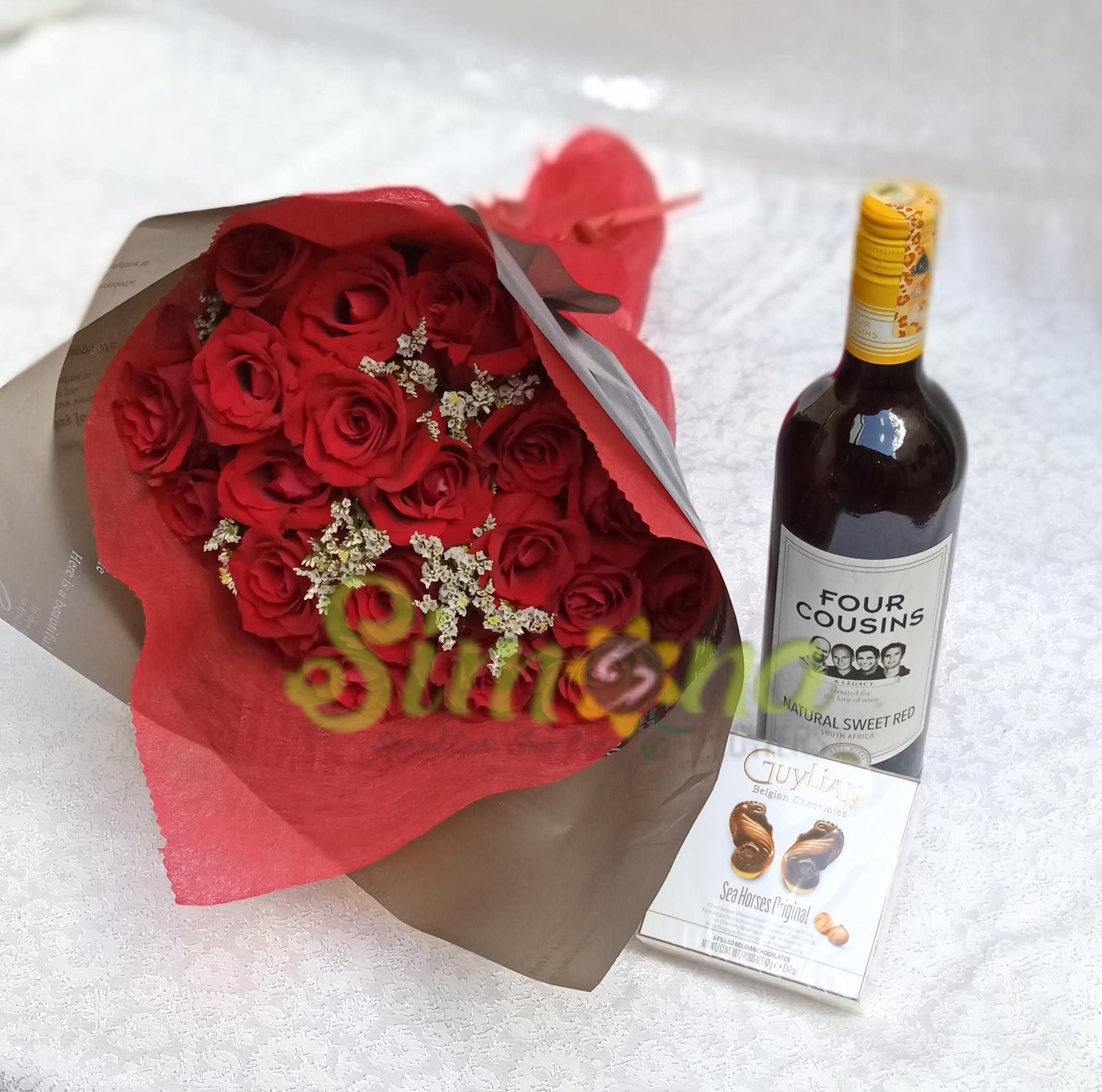 Delightful hand bouquet and small guylian chocolate