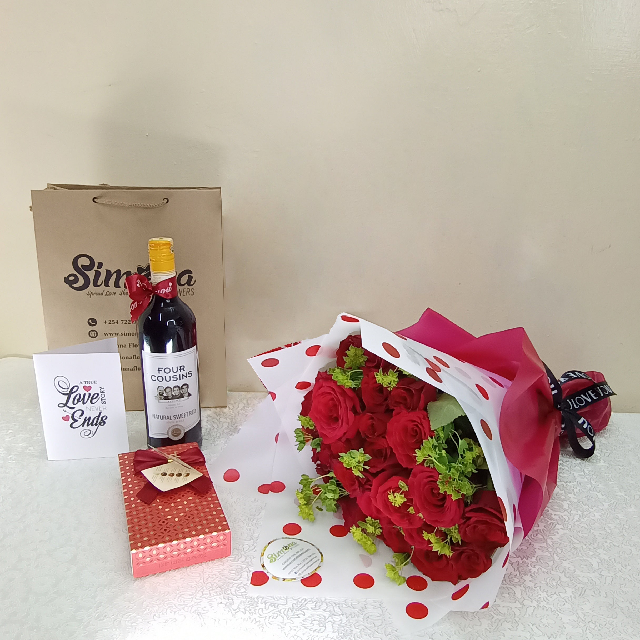Relish hand bouquet combo