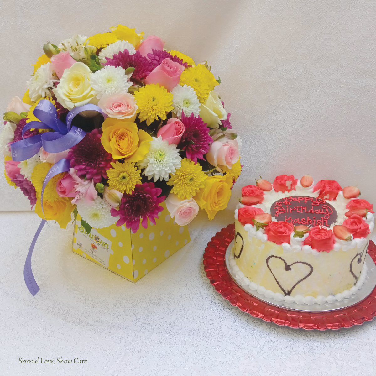 Lovely Assemble Bouquet with Cake