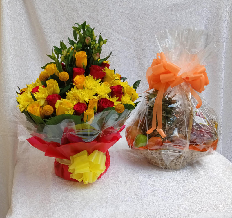 Flowers and fruits hamper