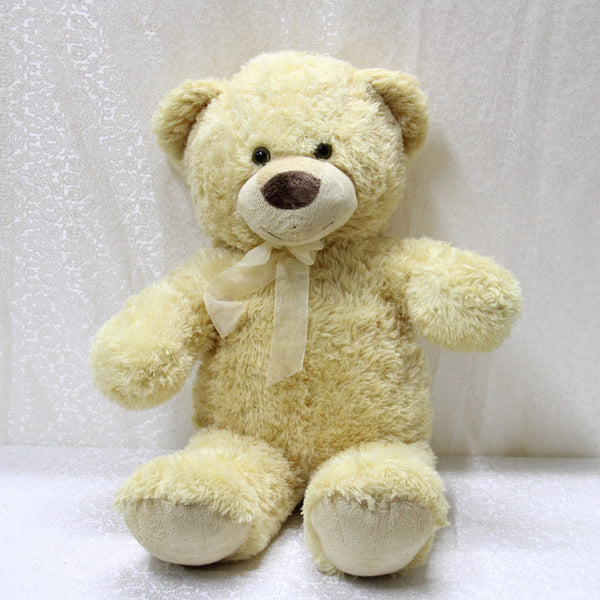 Simona Flowers - The cream love is a cream-coloured teddy with 70cm in height. The teddy can be presented as a romantic gesture to show your love to someone.